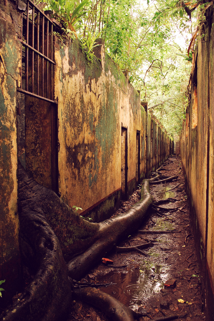 abandoned-prison
